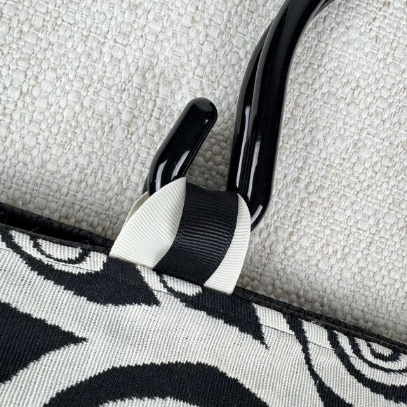 Pee Dee Bee Designes Bag Purse Black White Ribbon Detail 12”x 10” x 5” Handbag - Picture 4 of 13